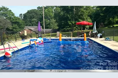 435 W Central Avenue, Mount Holly, NC 28120 - Photo 43