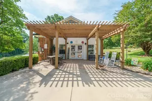 435 W Central Ave, Mount Holly, NC 28120 - Photo 41