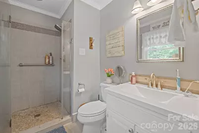435 W Central Avenue, Mount Holly, NC 28120 - Photo 31