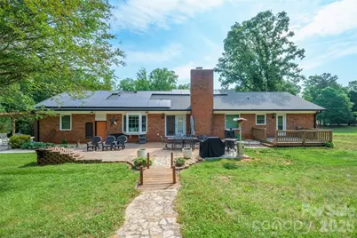 435 W Central Avenue, Mount Holly, NC 28120 - Photo 35