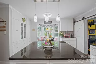 435 W Central Ave, Mount Holly, NC 28120 - Photo 11