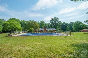 435 W Central Ave, Mount Holly, NC 28120 - Photo 37