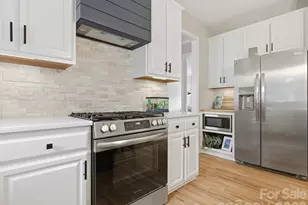 601 E Cheval Dr, Fort Mill, SC 29708 - Photo 7