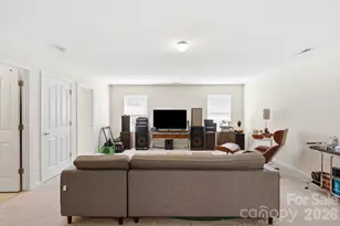 8619 Earthenware Dr, Charlotte, NC 28269 - Photo 25