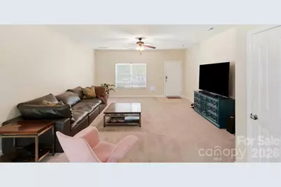 8619 Earthenware Drive, Charlotte, NC 28269 - Photo 9