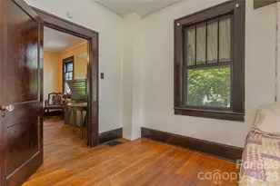15 Walton St, Asheville, NC 28801 - Photo 17