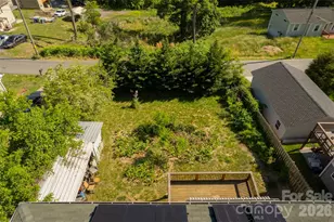 15 Walton St, Asheville, NC 28801 - Photo 9