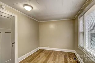 207 Ramsey St, Cherryville, NC 28021 - Photo 7