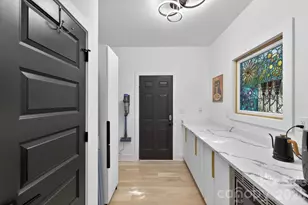 1608 Chippendale Rd, Charlotte, NC 28205 - Photo 29