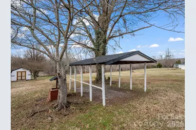 5573 Lennox Drive, Kings Mountain, NC 28086 - Photo 11