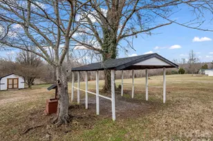 5573 Lennox Dr, Kings Mountain, NC 28086 - Photo 11