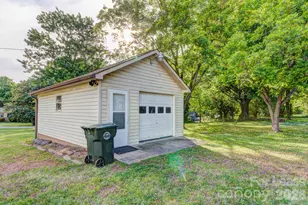 1409 Delview Rd, Cherryville, NC 28021 - Photo 19
