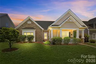 1008 Triple Crown Dr, Indian Trail, NC 28079 - Photo 1