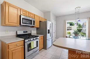1008 Triple Crown Dr, Indian Trail, NC 28079 - Photo 11