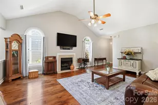 1008 Triple Crown Dr, Indian Trail, NC 28079 - Photo 5