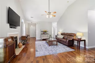 1008 Triple Crown Dr, Indian Trail, NC 28079 - Photo 7
