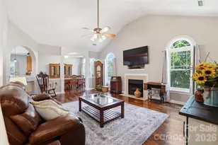 1008 Triple Crown Dr, Indian Trail, NC 28079 - Photo 5
