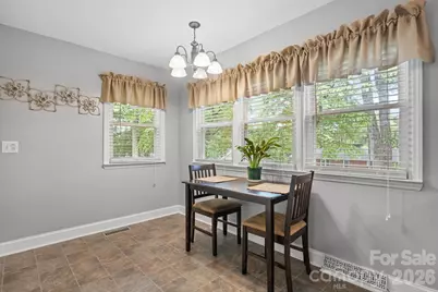 508 2nd Avenue NE, Conover, NC 28613 - Photo 9