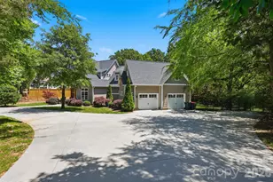 1595 Mary Ellen Dr, Fort Mill, SC 29708 - Photo 33