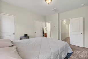 117 N Island Village Dr N, Mount Holly, NC 28120 - Photo 17