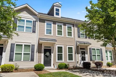 117 N Island Village Drive N, Mount Holly, NC 28120 - Photo 1