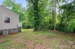 1712 Dunkirk Dr, Charlotte, NC 28203 - Photo 25