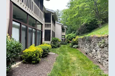610 Britton Creek Drive, Hendersonville, NC 28791 - Photo 3