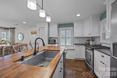106 N Turner Avenue, Charlotte, NC 28216 - Photo 17