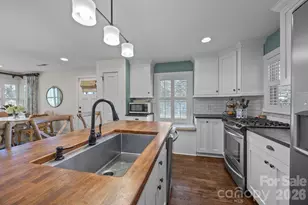 106 N Turner Ave, Charlotte, NC 28216 - Photo 17