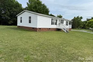 131 Davis Ridge Dr, Shelby, NC 28152 - Photo 3
