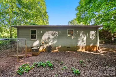 1006 Perkins Place, Lenoir, NC 28645 - Photo 15
