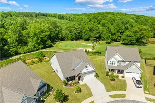 134 Divot Ln, Statesville, NC 28677 - Photo 5
