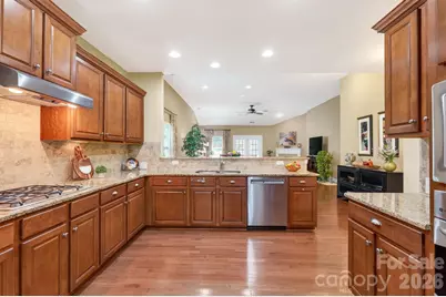 321 Calming Way, Tega Cay, SC 29708 - Photo 9