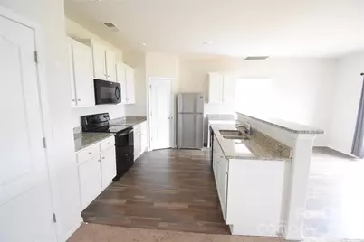9709 Weikert Road, Charlotte, NC 28215 - Photo 7
