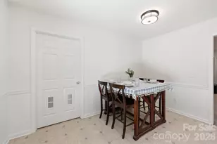913 Pleasant Ridge Rd, Fort Mill, SC 29715 - Photo 13