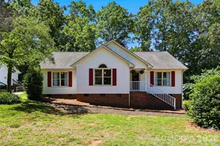 913 Pleasant Ridge Rd, Fort Mill, SC 29715 - Photo 1