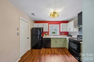 1005 Pinafore Dr, Charlotte, NC 28212 - Photo 15