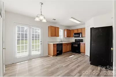 5623 Henderson Oaks Drive, Charlotte, NC 28269 - Photo 7