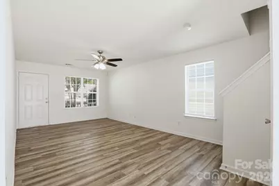5623 Henderson Oaks Drive, Charlotte, NC 28269 - Photo 5