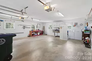 912 Briggs St NW, Valdese, NC 28690 - Photo 35