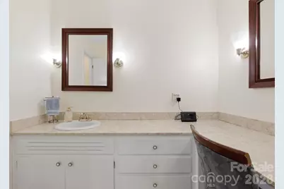 912 Briggs Street NW, Valdese, NC 28690 - Photo 23
