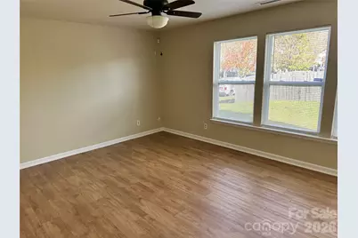 3042 Meadow Knoll Drive, Charlotte, NC 28269 - Photo 11