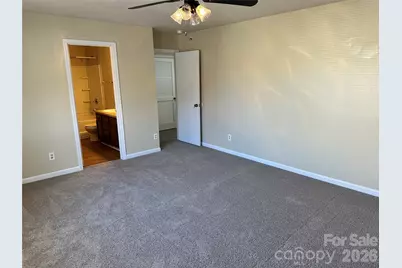 3042 Meadow Knoll Drive, Charlotte, NC 28269 - Photo 13