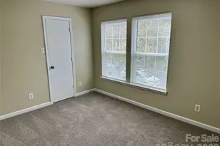 3042 Meadow Knoll Dr, Charlotte, NC 28269 - Photo 19