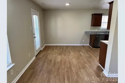 3042 Meadow Knoll Drive, Charlotte, NC 28269 - Photo 5