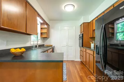 34 Goldmont Street, Black Mountain, NC 28711 - Photo 11