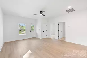 1026 Walnut St, Albemarle, NC 28001 - Photo 11