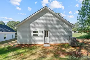 1026 Walnut St, Albemarle, NC 28001 - Photo 25