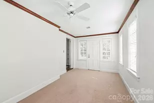 1527 Stanford Pl, Charlotte, NC 28207 - Photo 9