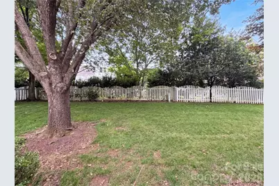 7906 Elphin Court, Charlotte, NC 28270 - Photo 19